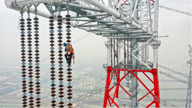 我國規(guī)模最大超高壓跨江輸變電工程投運