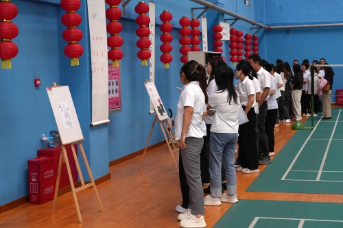 水電十一局舉辦慶祝建國(guó)75周年書(shū)法、繪畫(huà)作品展