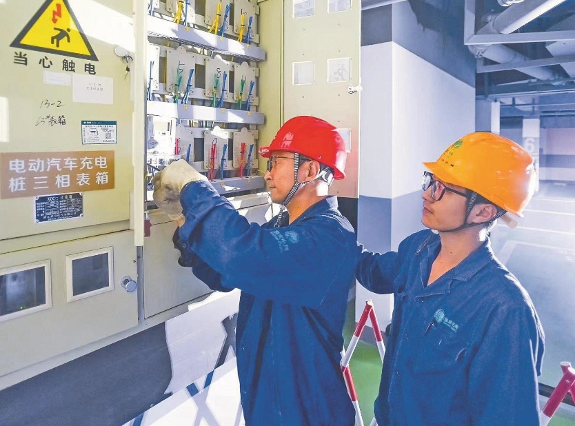 于洪波：讓配電網(wǎng)線路“零閃?！? width=